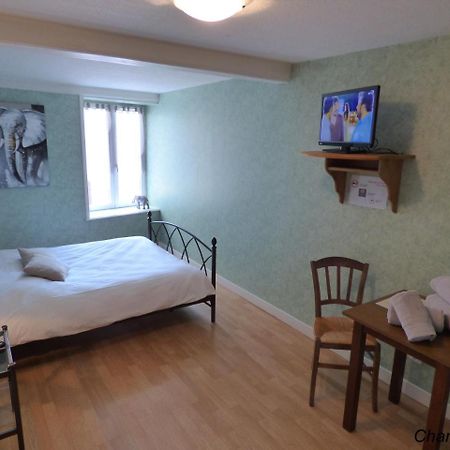 Auberge Des Petits Hotel Saint-Igny-de-Vers Exterior photo